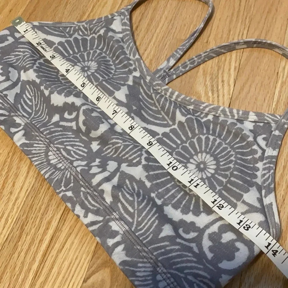 Lululemon Flow Y Bra IV in Beachy  Floral White Fossil - Picture 10 of 12